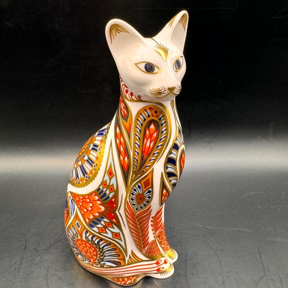 Royal Crown Derby Other - Royal Crown Derby paperweight "Siamese Cat". Silver stopper. Excellent condition